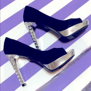 Vera Wang Heels